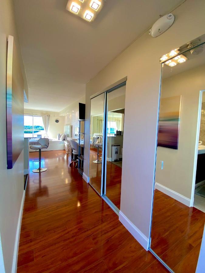 Modern Waterfront Apartment With Miami Skyline View, Free Parking 5 Mins Drive To Miami Beach Exterior foto