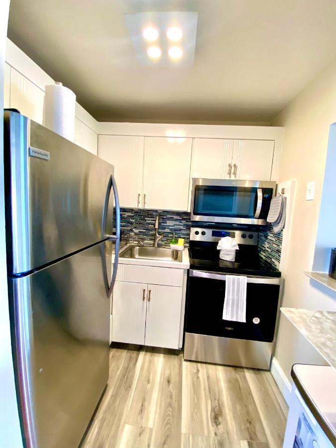 Modern Waterfront Apartment With Miami Skyline View, Free Parking 5 Mins Drive To Miami Beach Exterior foto