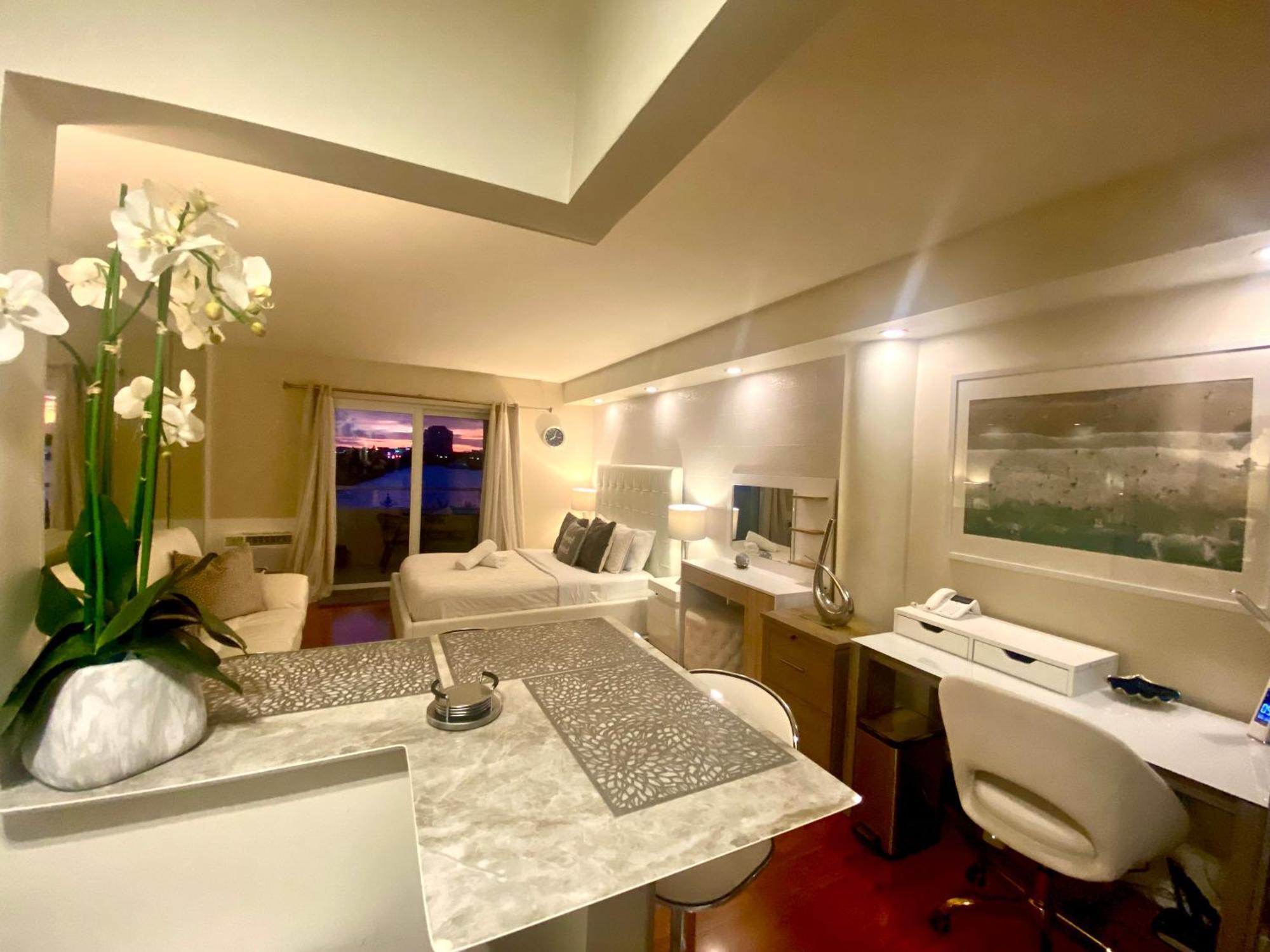 Modern Waterfront Apartment With Miami Skyline View, Free Parking 5 Mins Drive To Miami Beach Exterior foto